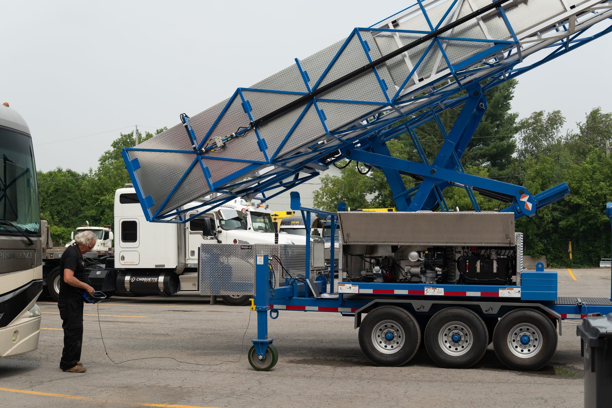 Under-bridge access platform